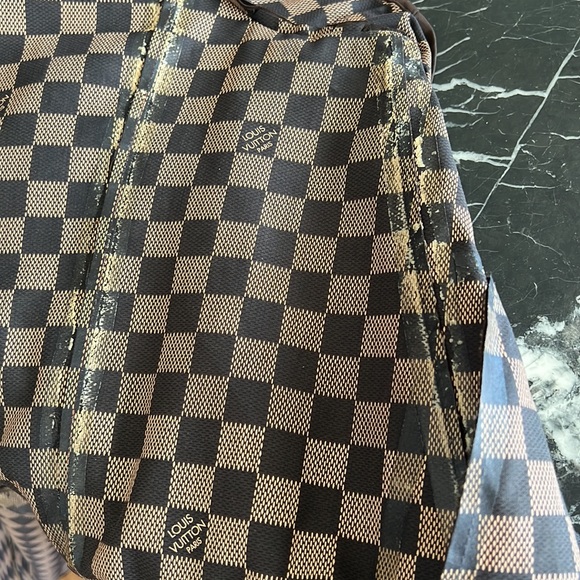 Original Louis Vuitton rain coat - Picture 13 of 14